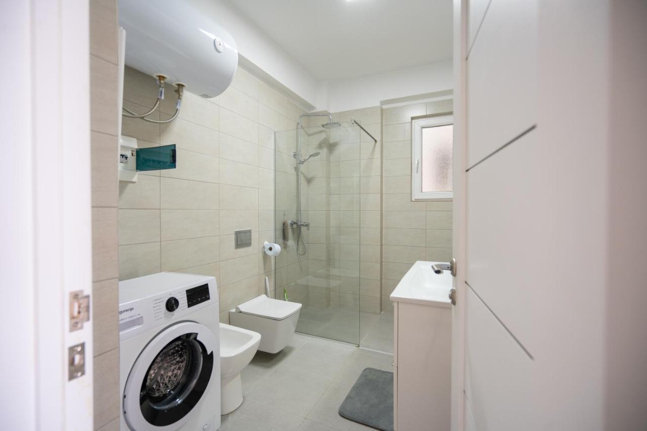Apartment In The Village With A Sea View Vlore Exterior photo